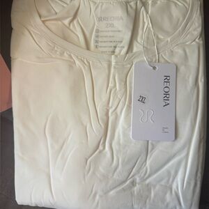 ReoRia Soft Cream Top 2XL